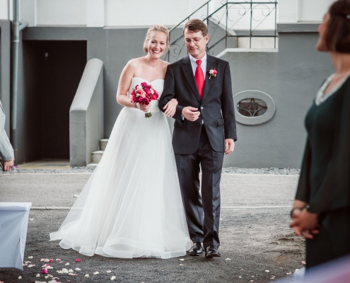 Einzug Braut | Hochzeitsfotograf Aachen