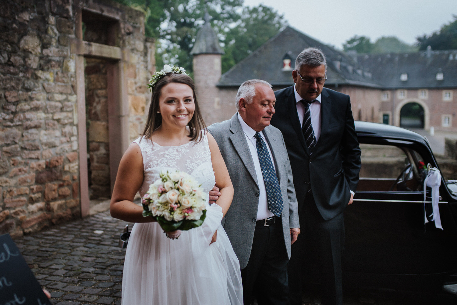 Ankunft Braut Standesamt Schloss Burgau | Hochzeitsfotografie Aachen
